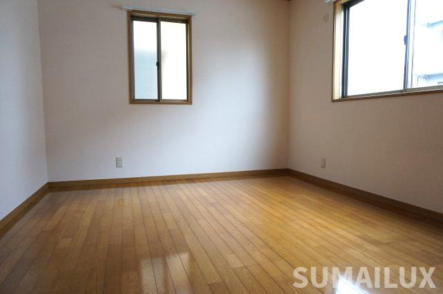 ＲグレイⅡの洋室