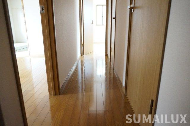 ＲグレイⅡの玄関