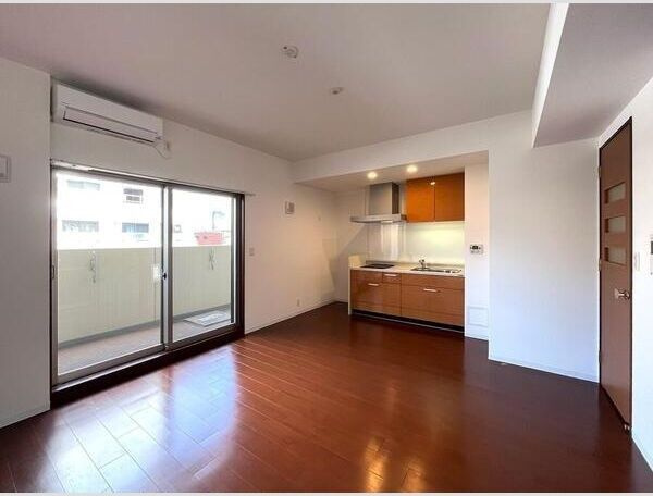 S-FORT桜川の居間・リビング