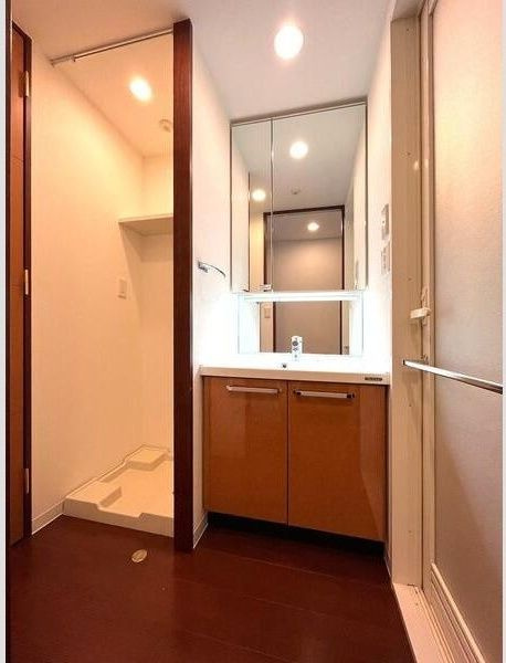 S-FORT桜川の洗面所