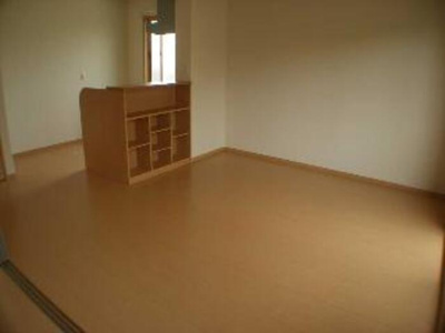 【居間・リビング】 | グレイス若久 A棟