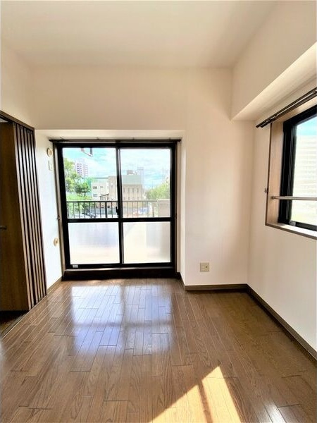 バンベール金山の洋室|使い勝手のいい洋室です