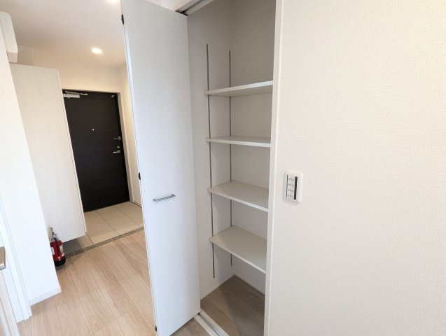 シャトー ルミエールの収納