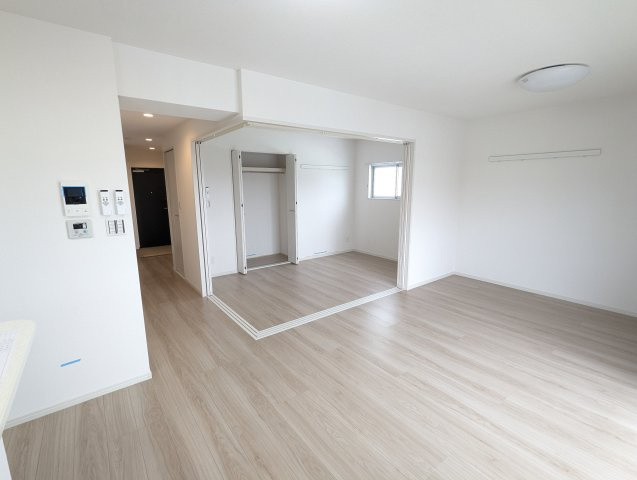 シャトー ルミエールの居間・リビング