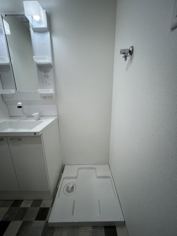 レジオン出来島公園のランドリースペース|■物件内覧・資金計画相談・住宅ローン相談、リフォーム相談、お問合せ受付中■
※当日・翌日のご内覧、ご相談はお電話でのお問合せがスムーズです！