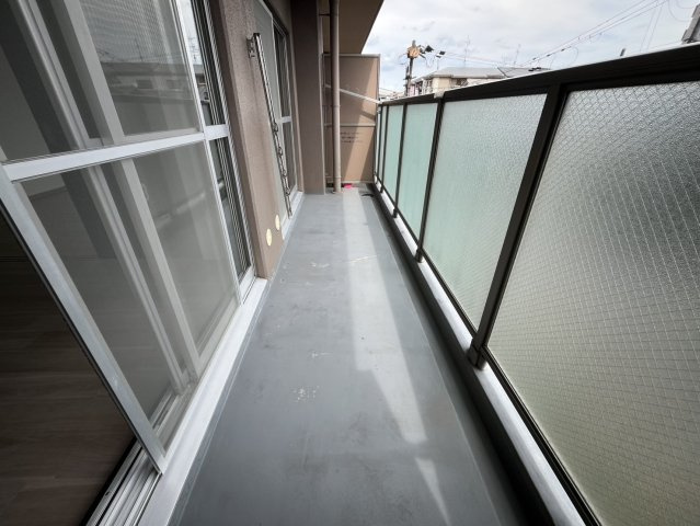 レジオン出来島公園のバルコニー|■物件内覧・資金計画相談・住宅ローン相談、リフォーム相談、お問合せ受付中■
※当日・翌日のご内覧、ご相談はお電話でのお問合せがスムーズです！