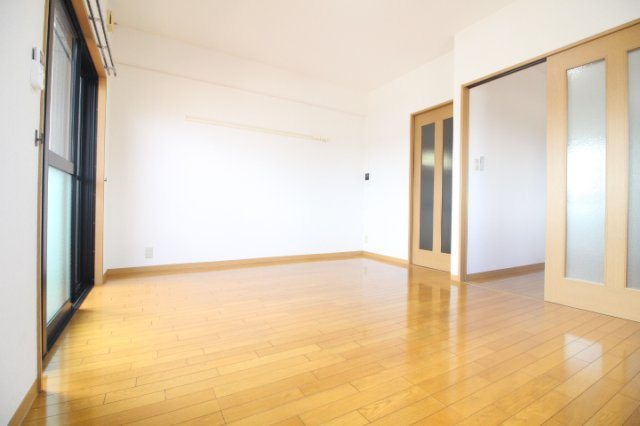 【洋室】 | エルフィン