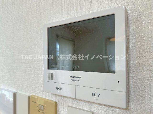 西片2丁目の邸宅の防犯設備|安心のモニター付きインターホン