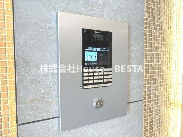 ソルテラスKOBEのエントランス