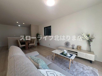 【居間・リビング】 | 加東市上滝野Ａ号棟