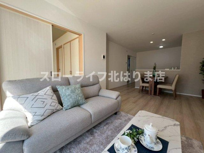 【居間・リビング】 | 加東市上滝野Ａ号棟