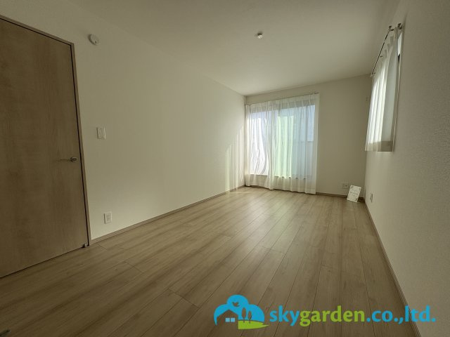 茅ヶ崎市中島　新築戸建　全8棟E号棟の寝室|二面採光のお部屋