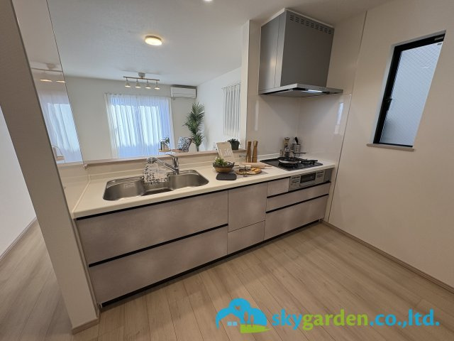 茅ヶ崎市中島　新築戸建　全8棟E号棟のキッチン|使いやすいキッチンです