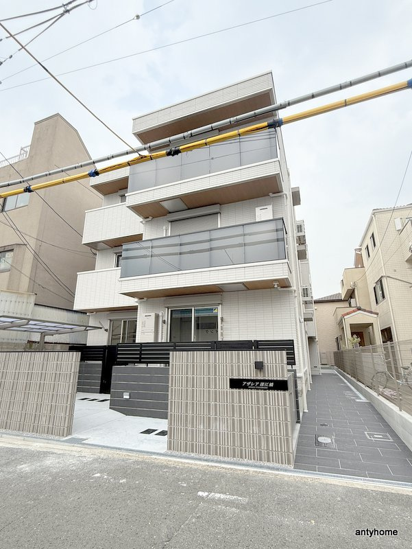アザレア深江橋の外観