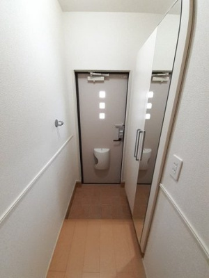 【玄関】 | メゾン・ド・アニメートＡ