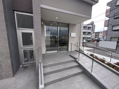 【エントランス】 | グラティ