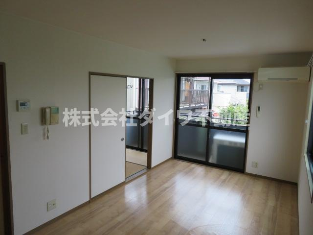 マノウールSAKAEの居間・リビング