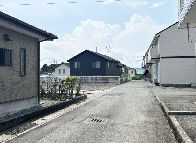 富士市天間第16　新築戸建　全２棟　１号棟の前面道路含む現地写真|R7.7.3撮影