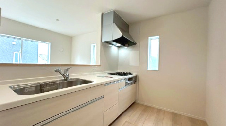 富士市天間第16　新築戸建　全２棟　１号棟のキッチン|現地撮影