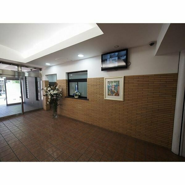 大阪市浪速区幸町２丁目の事務所のロビー