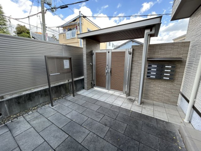 【エントランス】 | ヴィラージュ山手