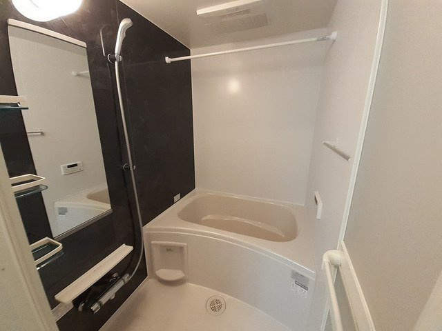 メゾングレーヌ龍野町の浴室