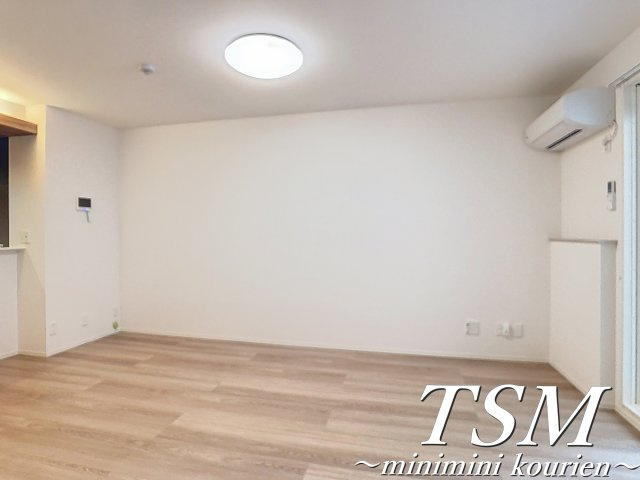 Ｄ－ｒｅｓｉｄｅｎｃｅ香里新町の居間・リビング