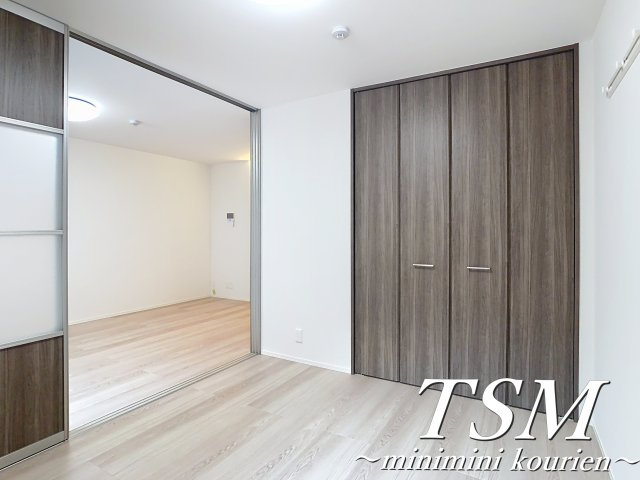 Ｄ－ｒｅｓｉｄｅｎｃｅ香里新町の洋室