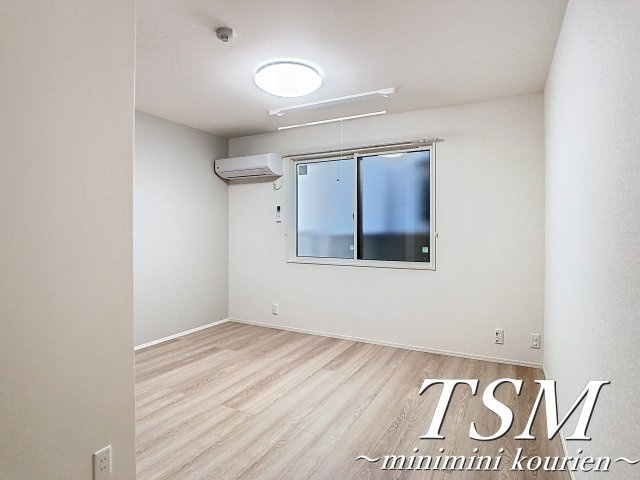 Ｄ－ｒｅｓｉｄｅｎｃｅ香里新町の洋室