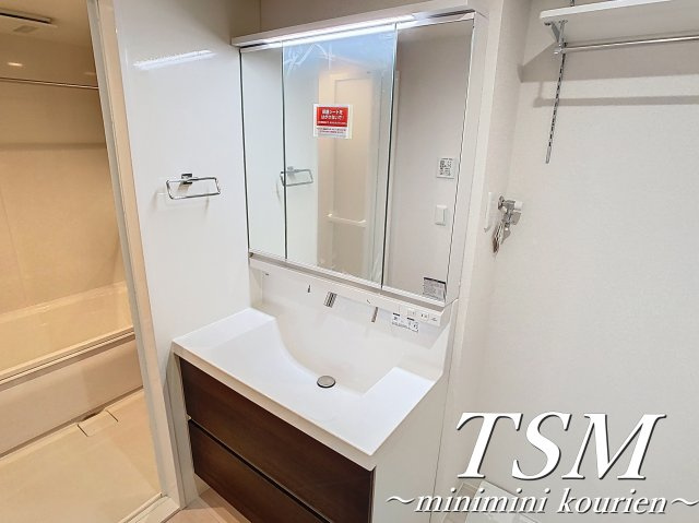 Ｄ－ｒｅｓｉｄｅｎｃｅ香里新町の独立洗面台