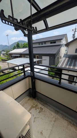 中古住宅　雄総緑町6丁目のバルコニー