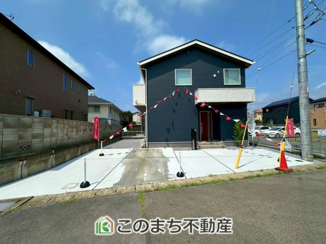 宇都宮市中戸祭2期　８号棟の駐車場|お車並列２台分ご用意しております♪

