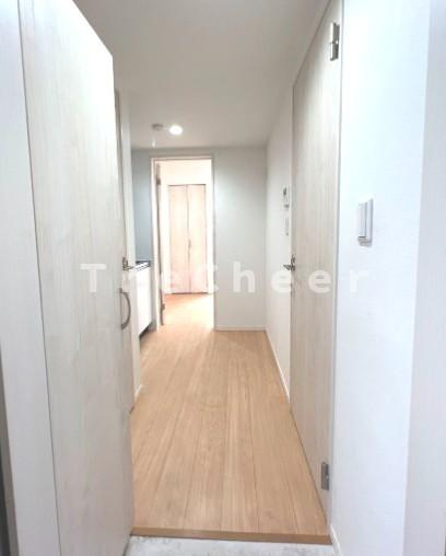 シズル02(SIZZLE02)の玄関