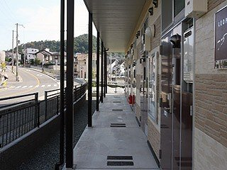 レオパレスＮ＆Ｍの玄関