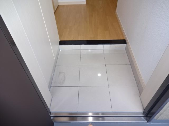 メゾン・グランチェスタの玄関|玄関