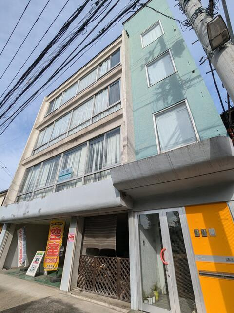 秦野市曽屋ビル