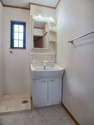 【洗面所】 | エレガンス弐番館