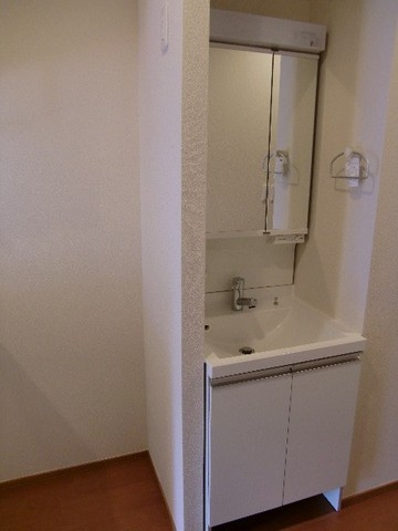 ＡＬＥＧＲＩＡ 経堂の洗面所|シャンプードレッサー