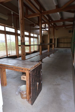 熱田町店舗のロビー