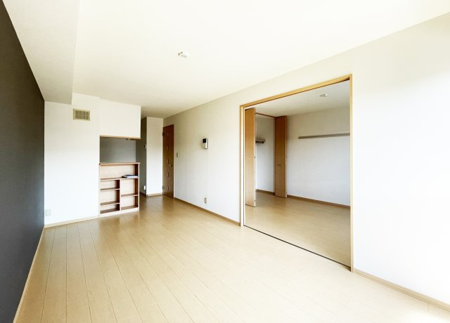 サンライズの居間・リビング