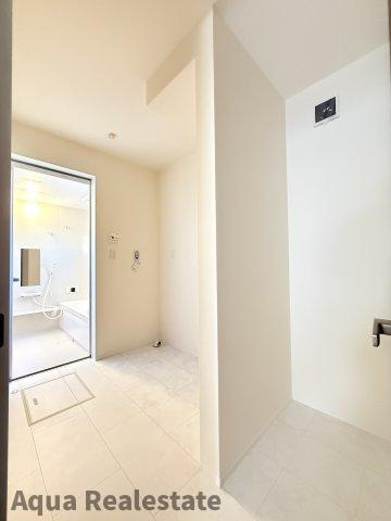 リーブルガーデン丸亀市郡家町第七のキッチン|同タイプキッチン（フロントパネル色は変更の可能性あります）