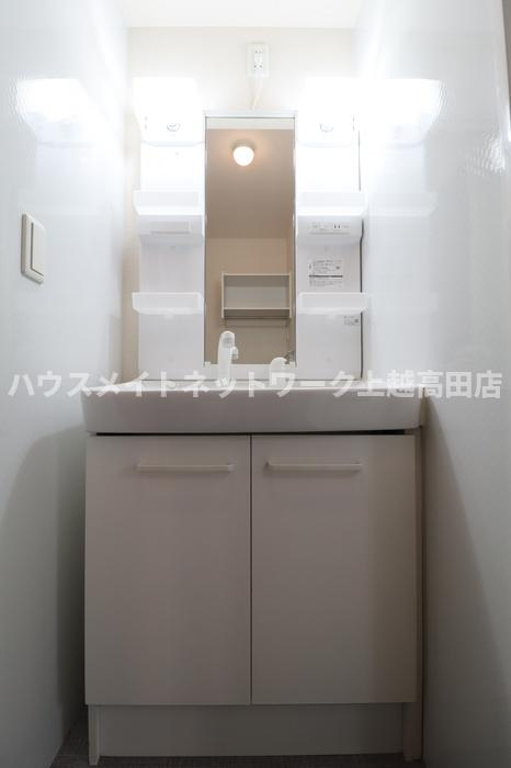 ファーマメントの洗面所|洗髪洗面化粧台