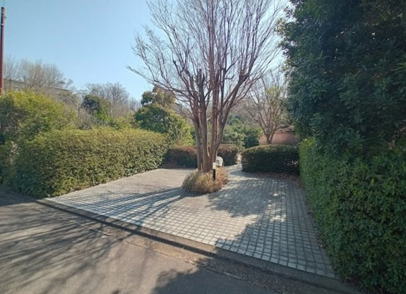 【駐車場】 | 伊豆急東大室　戸建