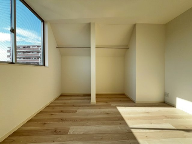 ヴィレッタの杜 西立花１丁目Aの洋室