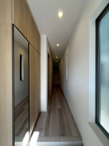 ヴィレッタの杜 西立花１丁目Aの玄関