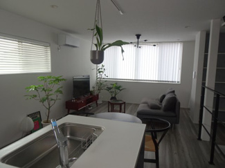 【居間・リビング】 | 川西市久代5丁目　中古一戸建て