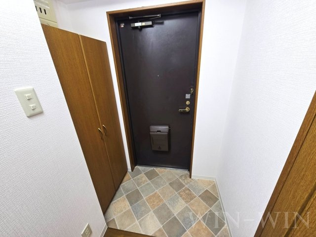 フレスコラヴィエの玄関