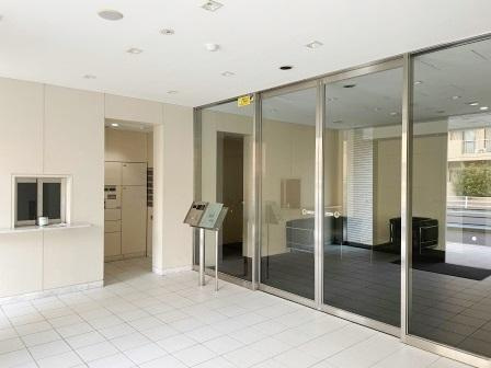 AXIS別所のエントランス