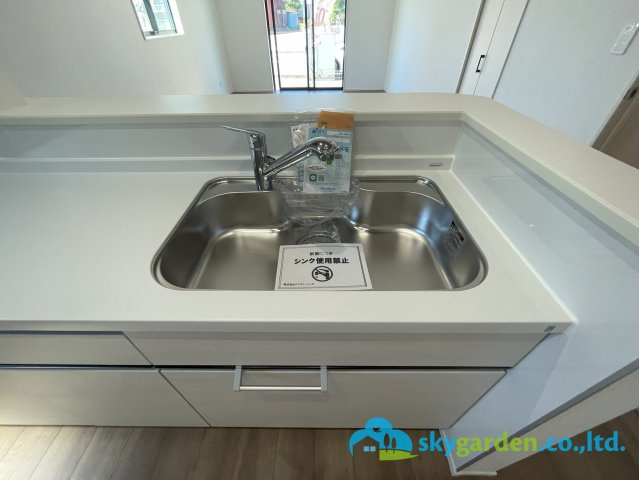 平塚市札場町8期　新築戸建　全2棟1号棟のキッチン