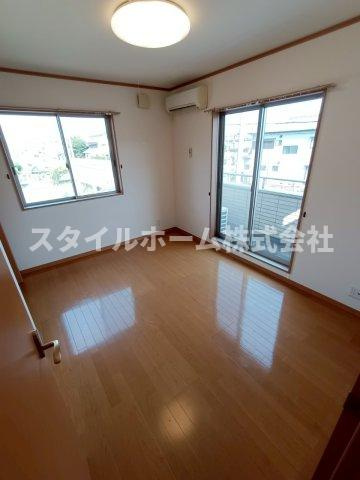 カーサ国府Ⅱの居間・リビング